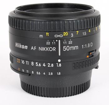 Nikkor-Nikon-50mm-f1.8-AF-D-pixelarge-lens barrel