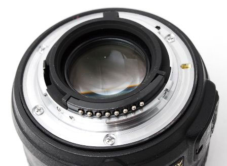 Nikon-50mm-f1.8G-AF-S-pixelarge.com-mount