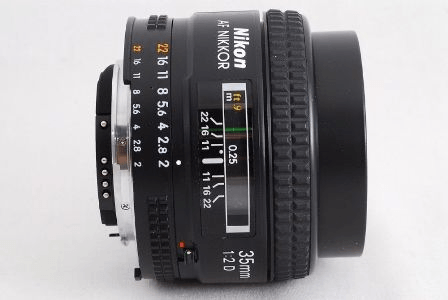 Nikon 35 mm f2 D lens barrel 1