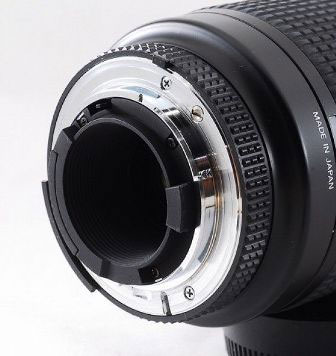Nikkor-Nikon-70-300mm-f4-5d-ed-lens-mount