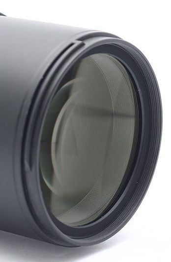 Nikon-Nikkor-AF-S-70-300mm-f4.5-5.6G-IF-ED-VR-Lens-filter-thread